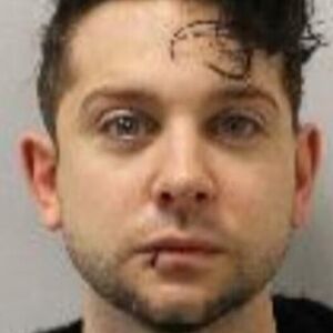 "OVO JE ONO ŠTO ŽELIŠ": Pevač osuđen za VIŠESTRUKA silovanja! Žrtve opisale koje MONSTRUOZNOSTI im je radio