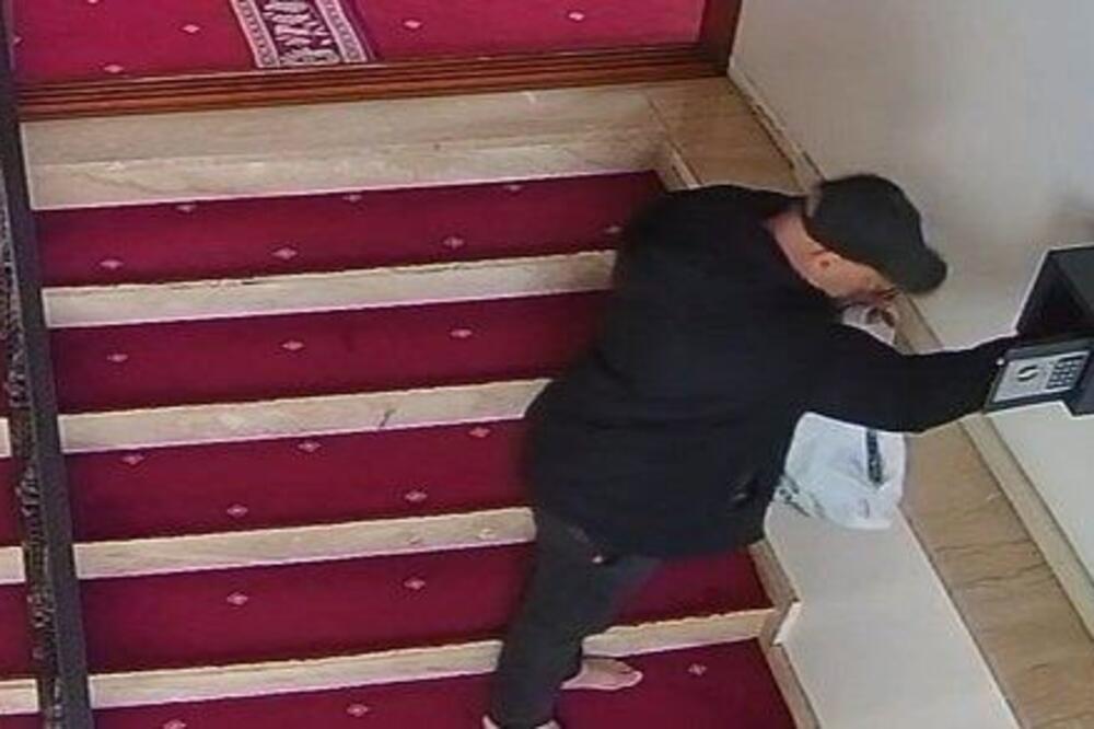 SERIJA PLJAČKI DŽAMIJA U SANDŽAKU! U roku od 24 časa obijena 3 verska objekta!