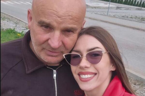 MILJENICA DEDA OPET ŠOKIRA! Novog PASTUVA stavila na MOTOR pa sela ISPRED - nakon OŽENJENOG udarila JOŠ JAČE