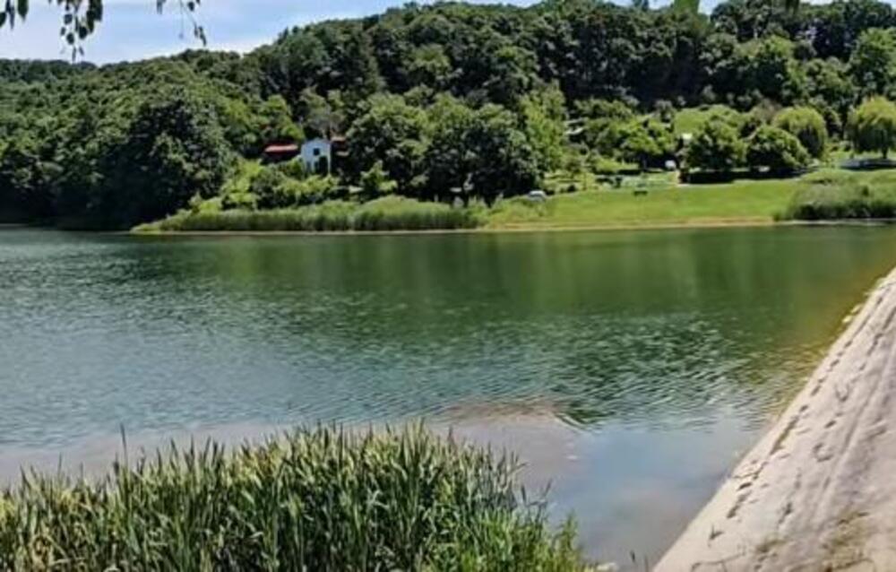 I u Srbiji imamo Maldive: Retko ko je čuo za ovu plažu, a izgleda kao sa razglednice (VIDEO)