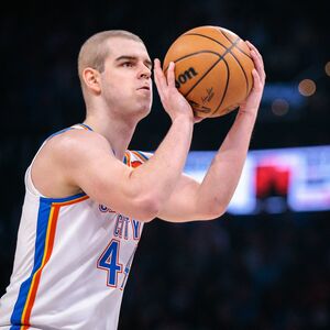 Topić se upisao u strelce, Oklahoma razbila Lejkerse!