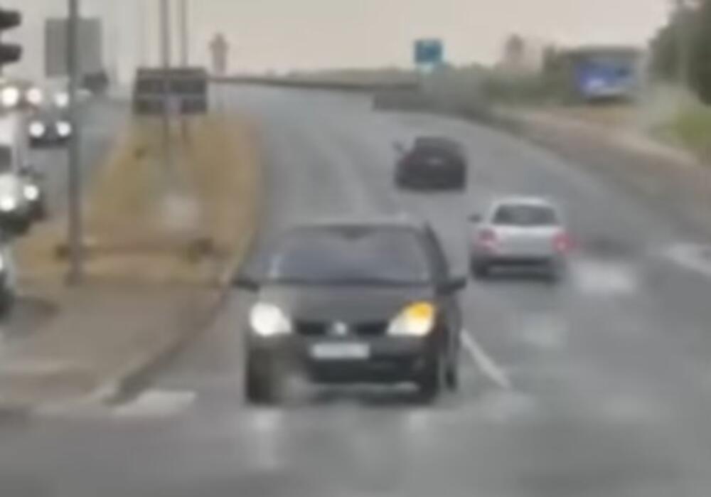 VOZAČ DAO MIGAVAC, ALI U SUPROTNOM SMERU! Novi bahati potez na Pupinovom mostu, nacija na nogama (VIDEO)