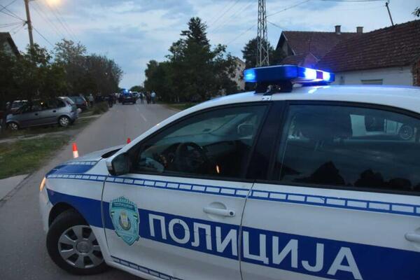 DEČACI NAPADNUTI NA VOŽDOVCU: Brutalno pretučeni šipkama i bakljama