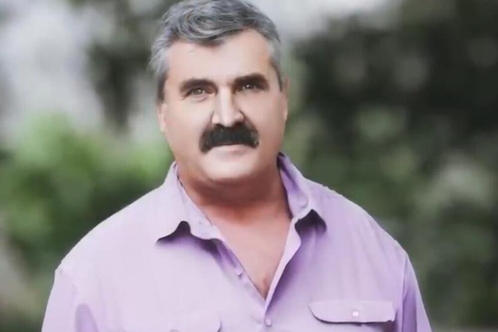 ČEDOMIR JE UŠAO U KUĆU SVOJE SESTRE PA UBIO NJU, NJENOG SINA I SVEKRVU: Rekao je komšijama šta je uradio, a onda...