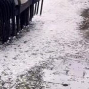 OLUJA SA KIŠOM I GRADOM NAPRAVILA HAOS U OVOM DELU SRBIJE: Potoci liju ulicama, sve se zabelelo (VIDEO)