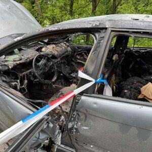 Automobil u kome je izgoreo vozač istopljen, a telo ugljenisano! Jezive scene sa mesta nesreće kod Čačka (FOTO)