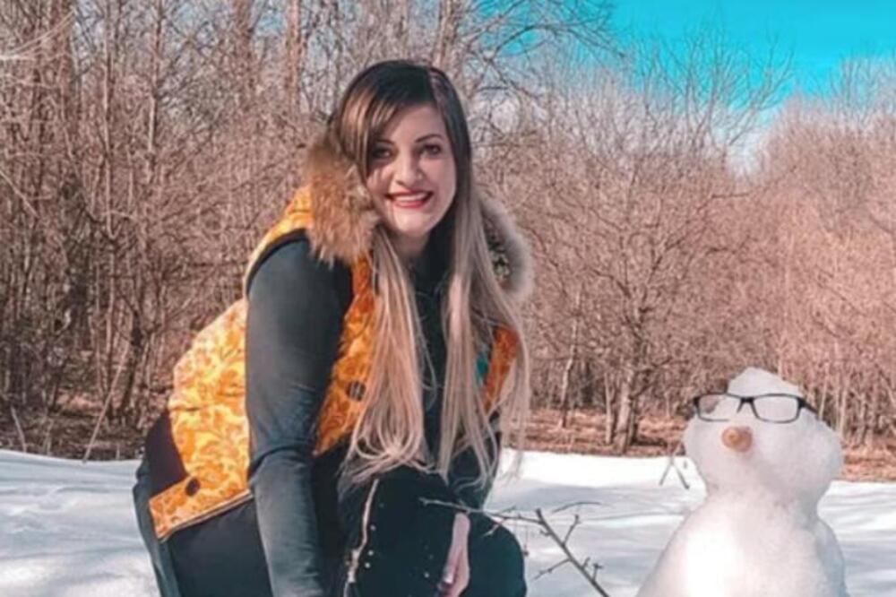 JELENA JE ZBOG ČOVEKA KOG NIKAD U ŽIVOTU NIJE VIDELA PUKLA CELU UŠTEĐEVINU: Na aerodromu je dočekao ŠOK!