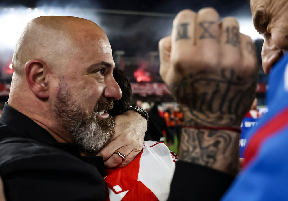 Stanković "prepisao" od Murinja - "Žoze je ubacio Samjuela, ja Rodrigaa na mesto napadača" (Video/Foto)