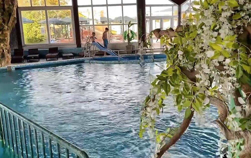 Ovaj raj se nalazi na samo 2 sata od Beograda: Idealna i za leto i za zimu, a ima i akva-park! (FOTO)