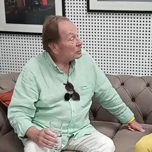 ON IMAO 79, A ONA 29! Sara rekla "DA" TRODUPLO STARIJEM i postala mu 4 ŽENA- "PODMLAĐUJE ME SVOJOM..."