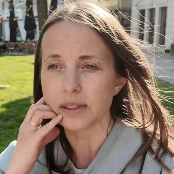 Ruskinja Ana se preselila u Srbiju pa otkrila da li se POKAJALA: Bez dlake na jeziku rekla SVE ŠTO JOJ JE NA DUŠI!