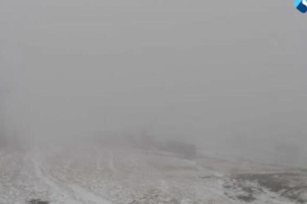 U ovom delu Srbije sneg pada kao usred zime: Sve se zabelelo, nestvarni prizori - temperatura pala na nulu