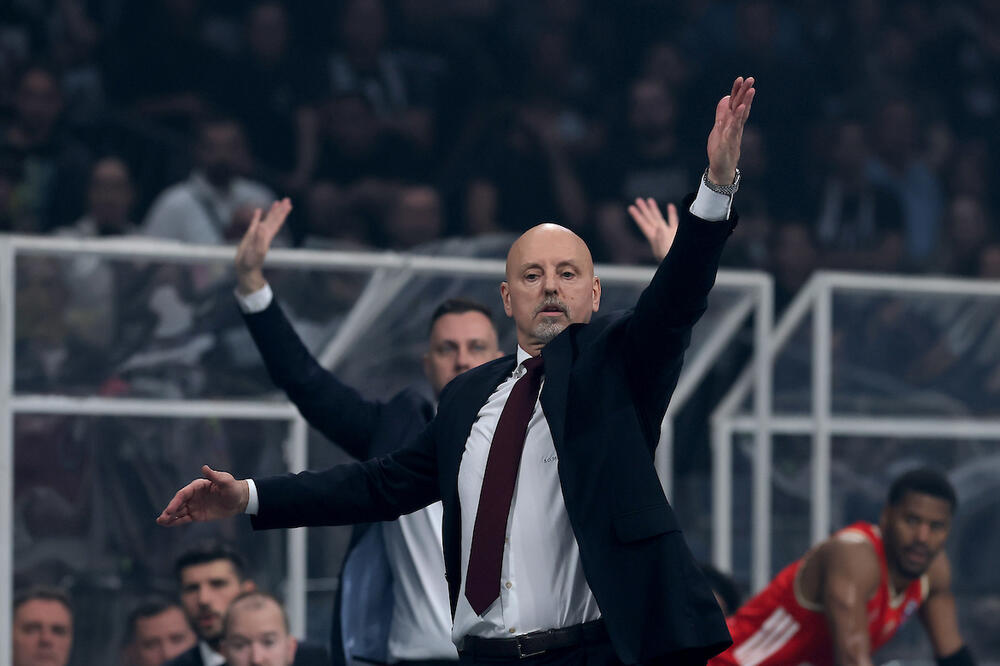Bomba: Obradović nadomak novog posla!