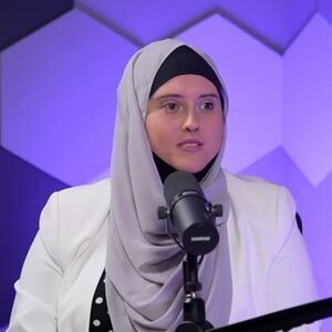 ANDRIJANA JE ODRASLA U PRAVOSLAVNOJ PORODICI, A SAD JE MUSLIMANKA: Nosi hidžab, ali ime nije menjala, evo i zašto!