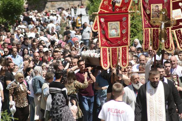 U nedelju će hiljade vernika pohrliti ka manastiru Tumane: Veliki i važan datum (FOTO)