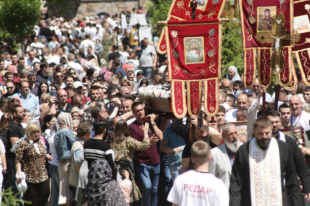 U nedelju će hiljade vernika pohrliti ka manastiru Tumane: Veliki i važan datum (FOTO)