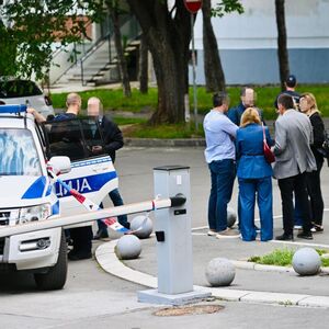 OVDE JE UPUCAN VLASNIK LOKALA NA NOVOM BEOGRADU! Pojavile se prve slike s lica mesta, POLICIJA OPKOLILA SVE (FOTO)