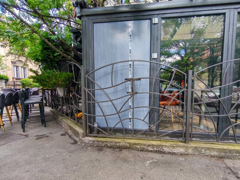 Molotovljev koktel bačen na lokal Vuka Bajruševića