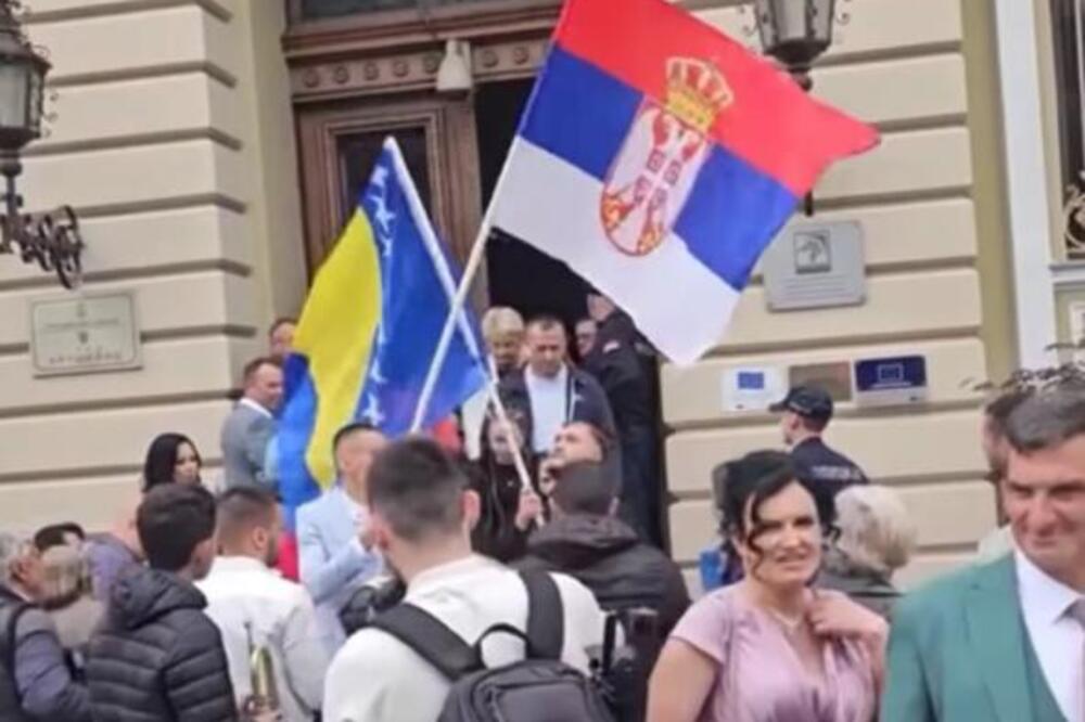 SRPSKO-BOSANSKA SVADBA U KRUŠEVCU PODIGLA CEO BALKAN NA NOGE: Internet gori otkako se pojavio OVAJ SNIMAK! (VIDEO)