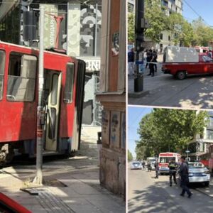 U TOKU JE IZVLAČENJE TRAMVAJA KOJI SE ZAKUCAO U ZGRADU NA DORĆOLU: Više od 10 osoba se žali na povrede