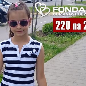 Mala Nikolina ima problem sa očima, svakodnevno se bori sa nelagodom: O njoj brine samo baka, pomozimo im!