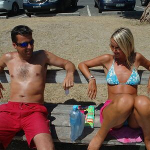 PAR U SPLITU IMAO INTIMNE ODNOSE NA PLAŽI PRED PORODICAMA SA DECOM: Radili one stvari ŽUSTRO, nisu stali! (FOTO)