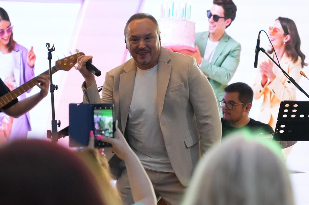 OTKRIVEN POL BEBE KSENIJE KNEŽEVIĆ: Knez puca od sreće što će postati DEDA, jedva čeka ovaj dan