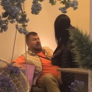 ŠTA LI NAS ČEKA DO KRAJA? Janjušev brat razvezao jezik o njegovim ljubavnim vezama, ovu ženu bi izabrao za snajku