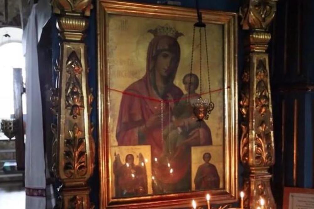 UKRADENA IKONA PRESVETE BOGORODICE: Remek-delo svetogorskih monaha nestalo bez traga, a onda je usledilo ČUDO