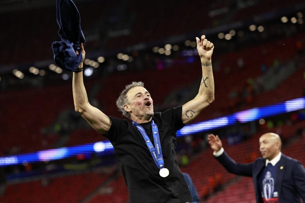 Enrike odao počast Arsenalu posle novog osvajanja Lige šampiona!