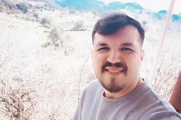 OTAC ZADAVIO SINA (3), PA GA RASKOMADAO! Nakon smrti mu ODSEKAO UDOVE, pa... Policajci zatekli NEVIĐENI HOROR!