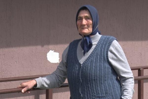 MAJKA NE NAPUŠTA, BORI SE DOK JE ŽIVA: Milica je heroina sa planine - starica čuva i pazi svoja dva bolesna sina