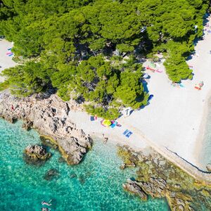 Srpska influenserka zatečena plažom koju je "otkrila" u komšiluku: "Lepša od Maldiva, ovako nešto još nisam videla"