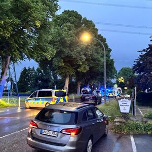 PRVE FOTOGRAFIJE DRAME U DORTMUNDU! Srbin divljao po restoranu, pucao na policajca, pa uzeo DVOJE DECE ZA TAOCE!