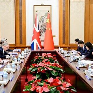 Kina i Velika Britanija obećale produbljivanje saradnje na strateškom dijalogu u Pekingu