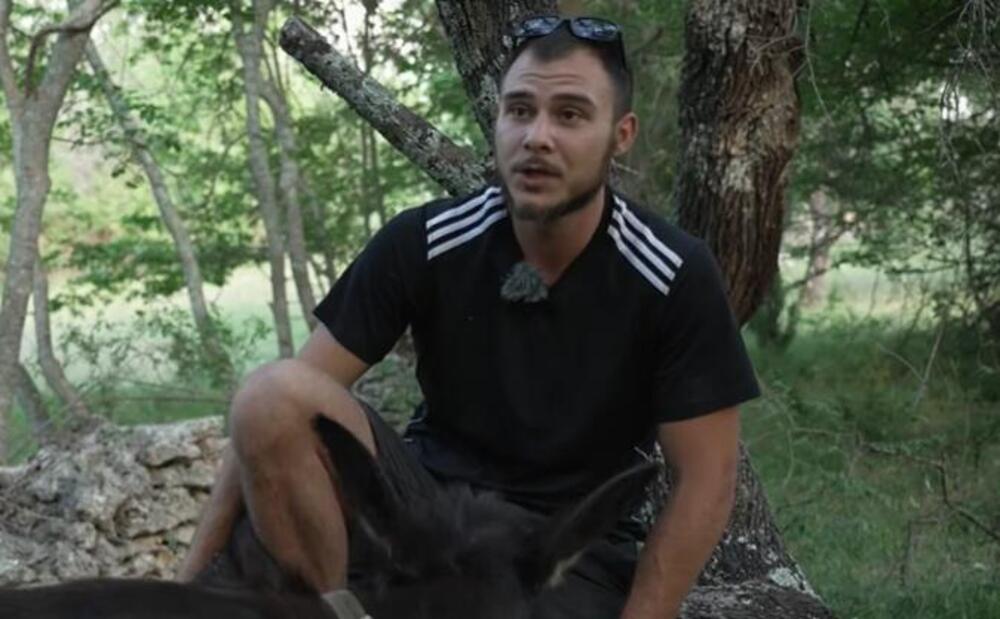 Nikola (26) ostavio sve što je imao u Zemunu i otišao na dedovinu i to u selo u Hrvatskoj: "U Srbiji sam imao..."