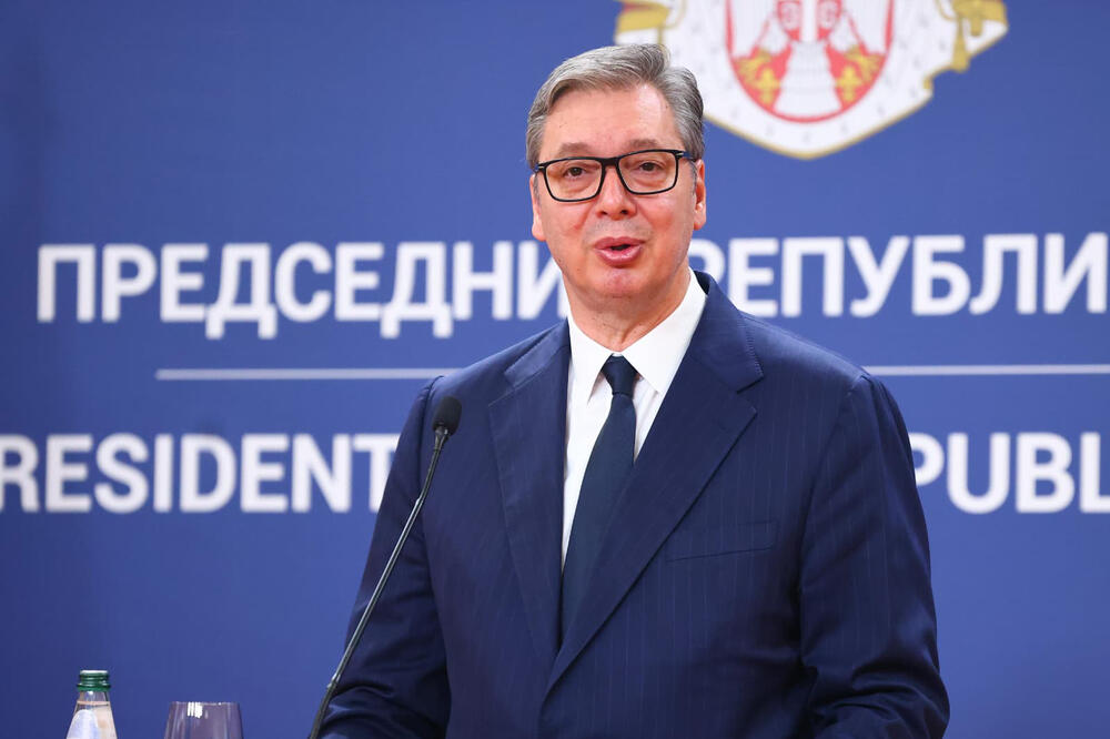 Predsednik Vučić se obraća večeras oko 18 časova iz Tivta