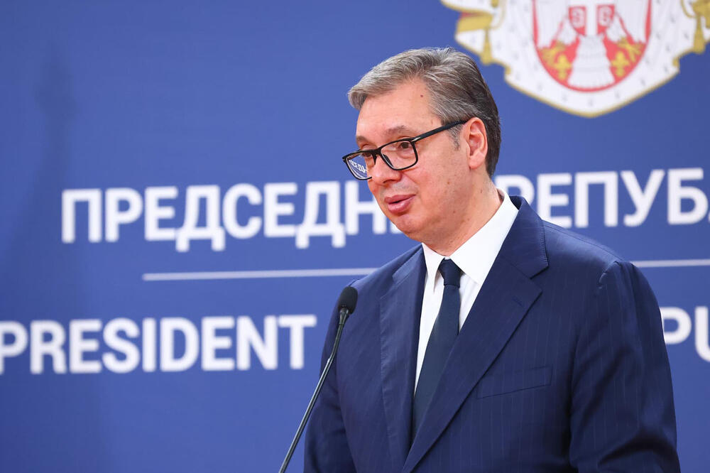 "UVAŽAVAM MOLBE DA IZBORI BUDU RAZDVOJENI" Vučić: Mogu da budu ili u oktobru ili u novembru