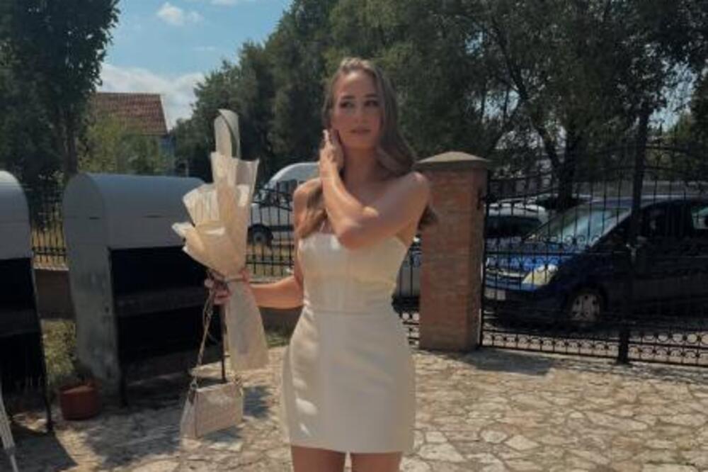 "STAVILI SU MI PIŠTOLJ NA GLAVU" Stravična ispovest Aleksandre Uzelac "PRVO SU IZLETELI SA MAČETAMA, IMALI 4 UZIJA"