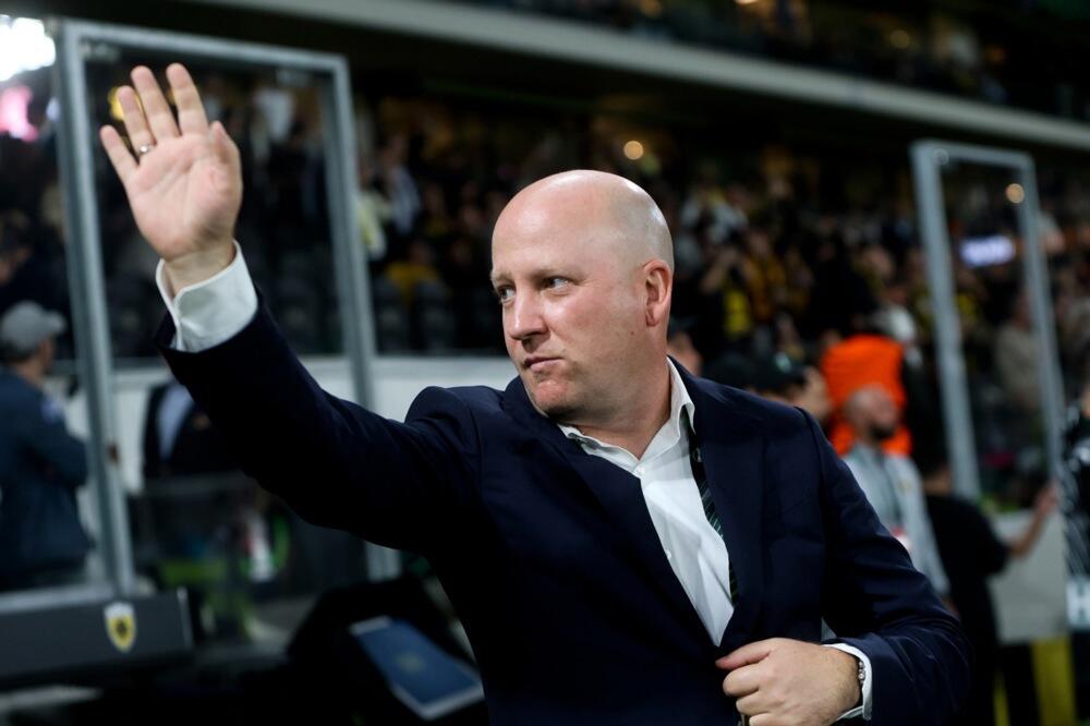 Marko Nikolić potpisuje novi ugovor sa AEK-om iz Atine!