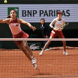 Aleksandra Krunić i Ana Danilina drugu godinu zaredom poražene u finalu Rolan Garosa (Video)
