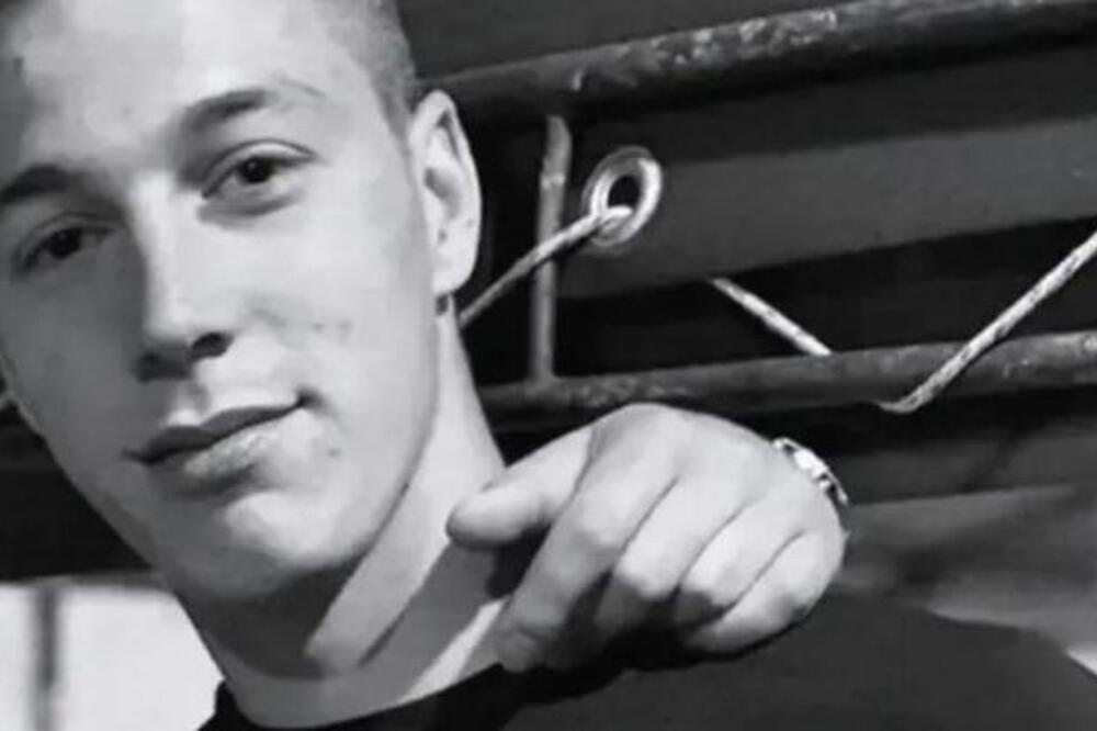 "DA JE POŽIVEO, ČUDA BI NAPRAVIO!" Mitar (21) je stradao kod Čačka, a bio je PUN ŽIVOTA, radovao se ulozi oca!