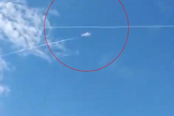 NATO lovci otvorili vatru na nebu iznad Letonije: Izdato hitno upozorenje! (VIDEO)