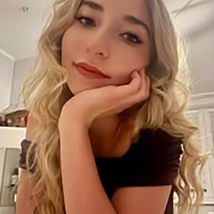 Julija imala KRVARENJE, lekari joj rekli da je MENSTRUACIJA! Nesrećnoj devojci otkazali organi, NIJE DOČEKALA...