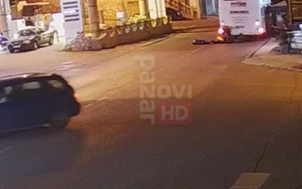 MALOLETNICI SE MOTOCIKLOM ZAKUCALI U AUTOBUS! Uznemirujući s
