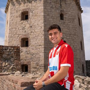 Crvena zvezda predstavila drugo pojačanje u letnjem prelaznom roku - Reprezentativac Kipra na Marakani (Foto)