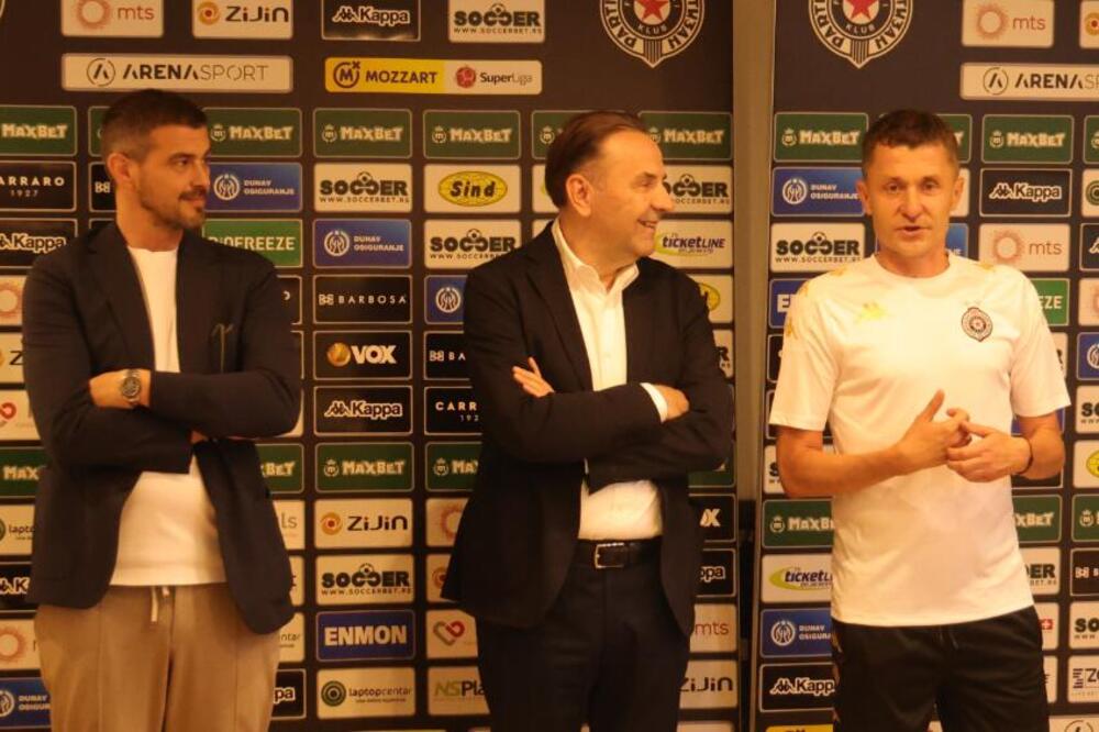 Lazović i Ljajić na prozivci fudbalera Partizana - "ovo je početak jednog novog dokazivanja za sve nas" (Foto)