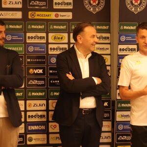 Lazović i Ljajić na prozivci fudbalera Partizana - "ovo je početak jednog novog dokazivanja za sve nas" (Foto)