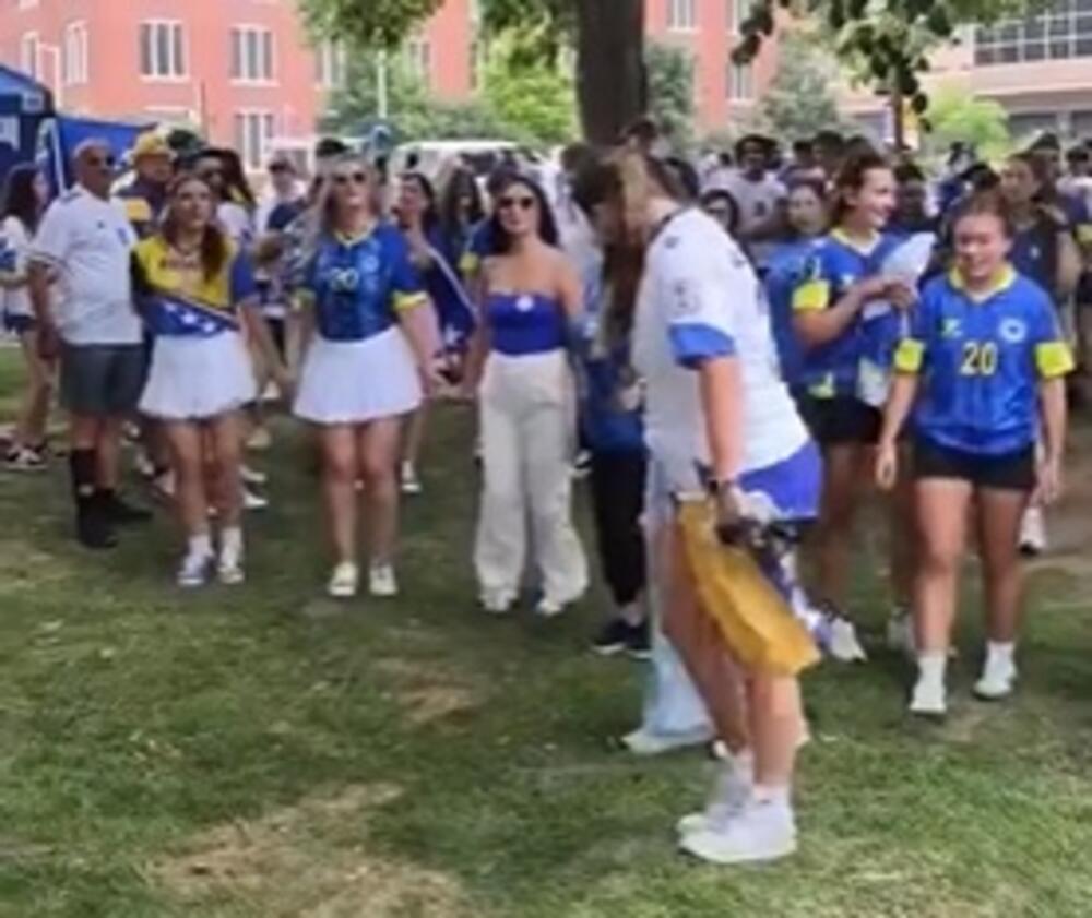 GRMI UŽIČKO KOLO USRED KANADE: Navijačice BiH ukrale šou pred debi "zmajeva", pa ovo nema NIGDE! (VIDEO)