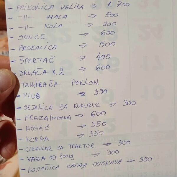 DEJAN RASPRODAJE SVE ŠTO IMA, POPISAO IMOVINU NA PARČETU PAPIRA: 2 traktora, prikolice, a OVO daje na POKLON!